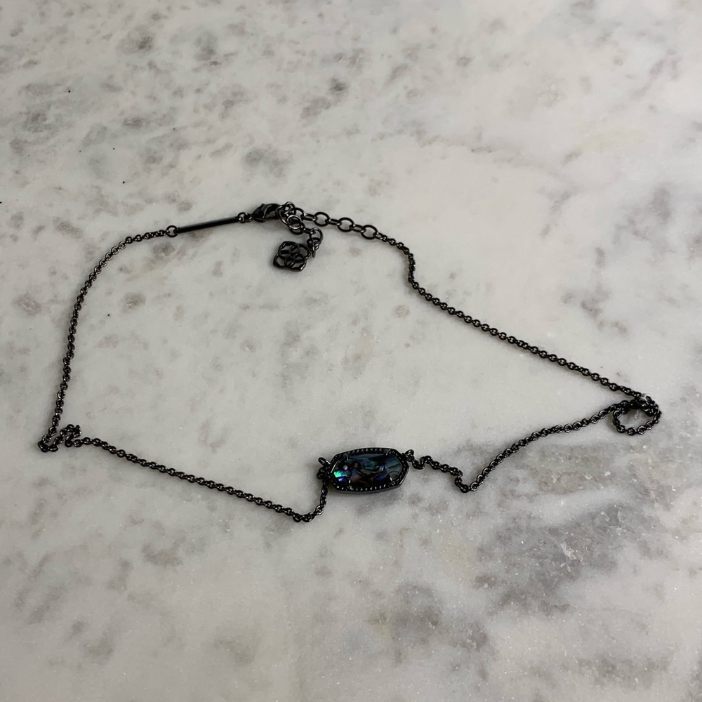 Kendra Scott necklace 💕